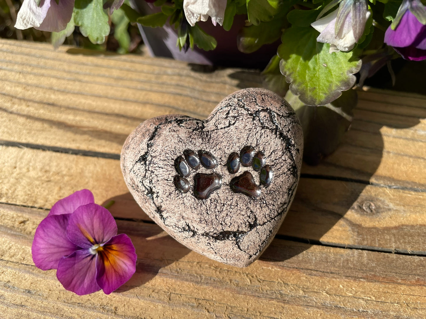 Deko Herz mit zwei Tierpfötli