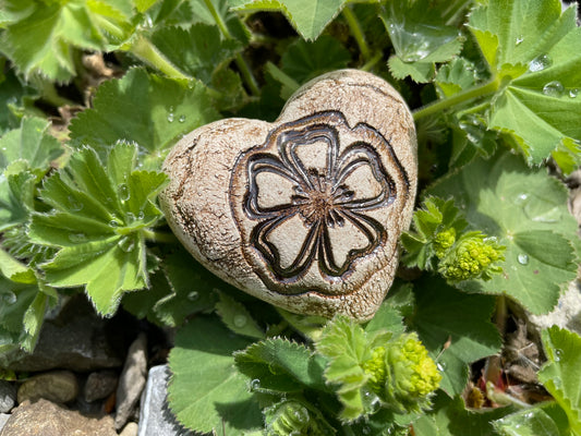 Deko Herz mit Blume Anemone