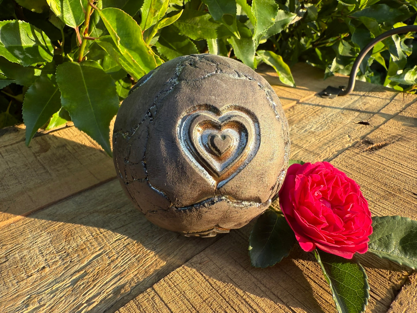 Gartenkugel mit verschiedenen Motiven