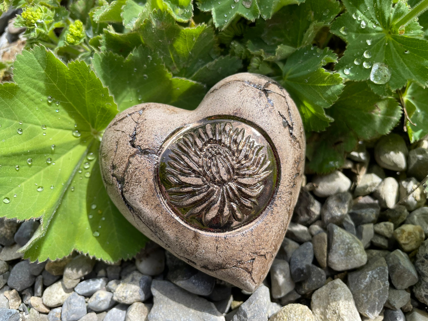 Deko Herz mit Blume Seerose