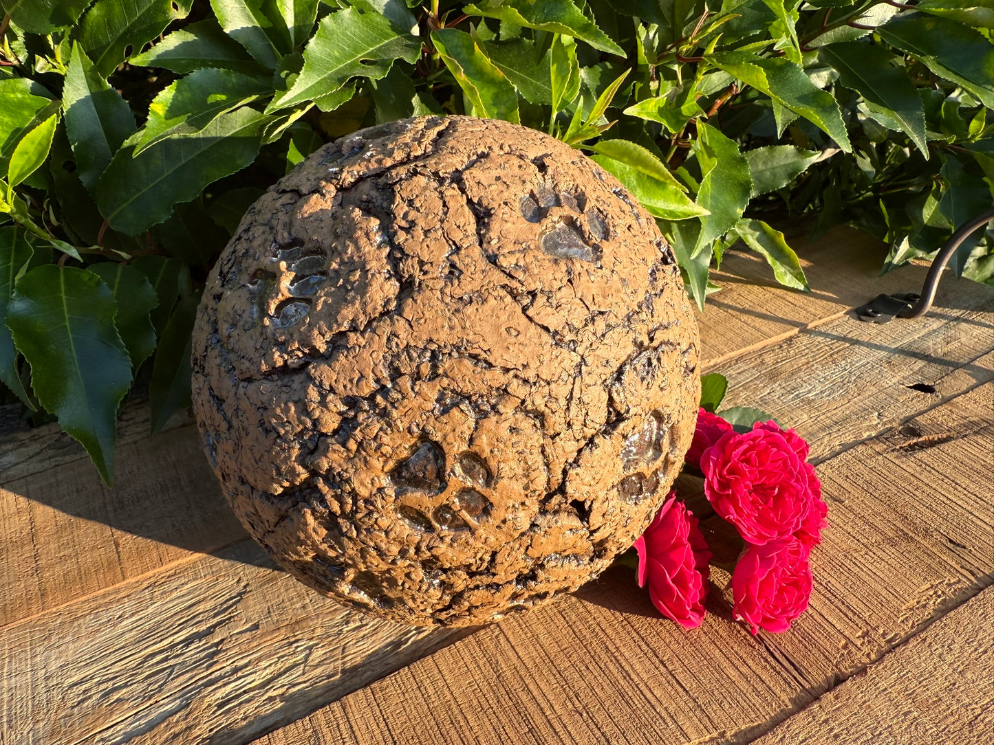 Gartenkugel mit verschiedenen Motiven